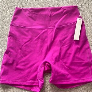 Buffbunny legacy shorts NWT